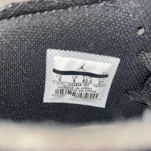 ❗️OFF WHITE JORDAN 1❗️ - Picture 10 of 16